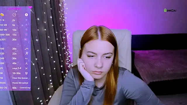 red  dizzy online show from October 30, 10:06 pm