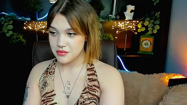 KiraRid online show from November 1, 4:56 pm