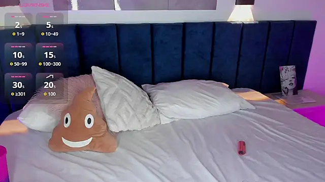 SharonLovee online show from February 10, 9:58 pm