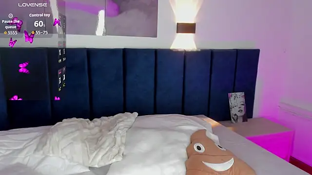 SharonLovee online show from November 22, 10:08 pm