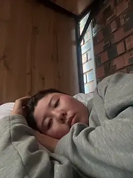 Snapshot of LAURA_LLL chatting on September 17, 12:07 pm LAURA LLL online show from September 17, 12:07 pm