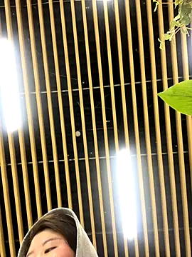 Snapshot of LAURA_LLL chatting on September 22, 6:41 am LAURA LLL online show from September 22, 6:41 am