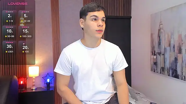 james jonnes online show from December 1, 12:28 pm