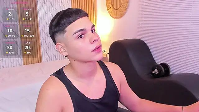 Snapshot of james_jonnes chatting on October 15, 7:44 pm james jonnes online show from October 15, 7:44 pm