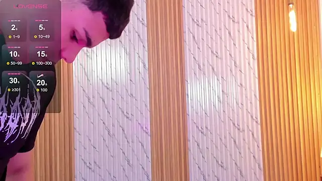 james jonnes online show from November 19, 7:58 pm