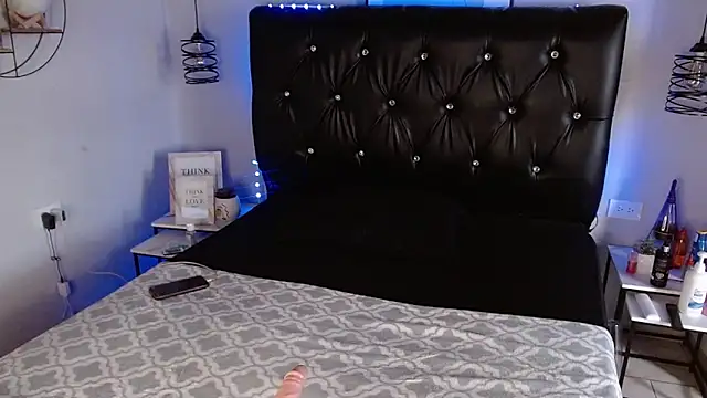 Antonella RiosFG online show from October 20, 6:08 pm