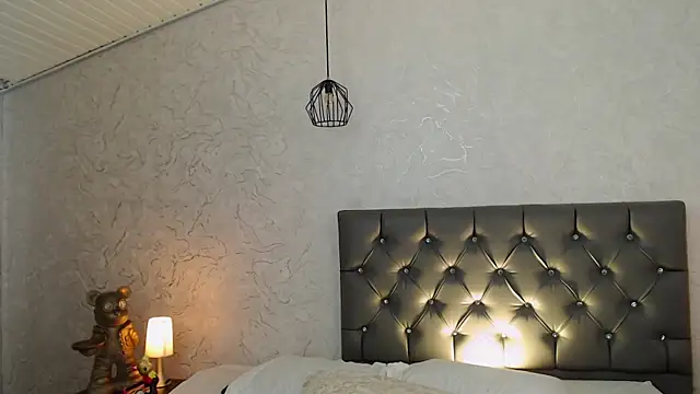 Sabriinaa Foxx online show from April 4, 3:40 pm