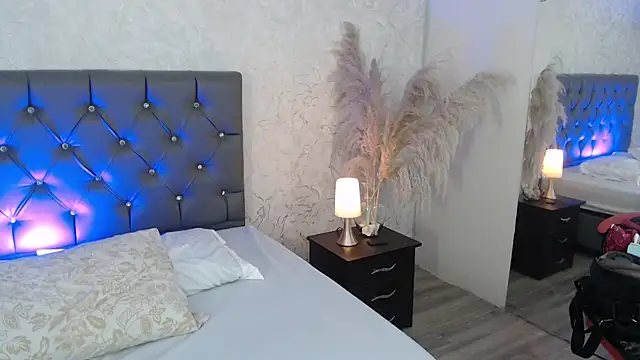 Sabriinaa Foxx online show from April 1, 12:06 pm