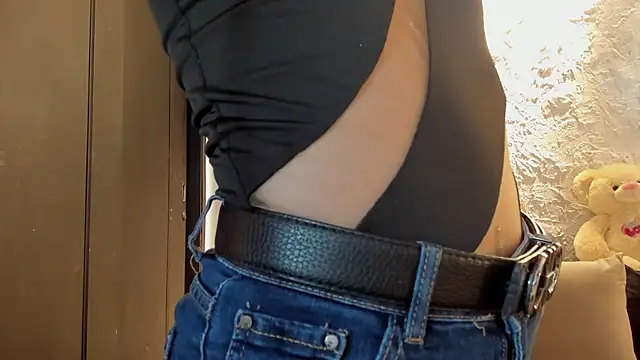 joselin rouse online show from February 11, 12:05 pm