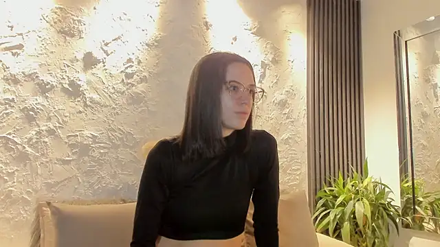 joselin rouse online show from February 13, 12:27 pm