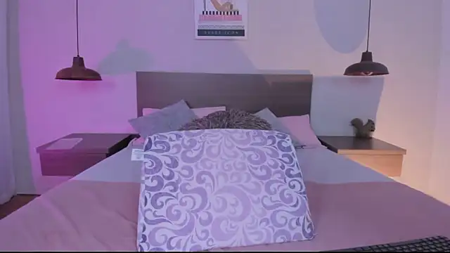 cloehill  online show from February 13, 11:54 am