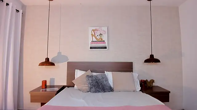 cloehill  online show from January 10, 11:27 am