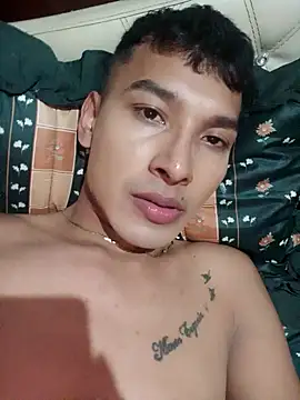 Snapshot of liamhotcolombia chatting on September 15, 10:54 pm liamhotcolombia online show from September 15, 10:54 pm