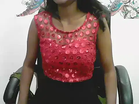 Snapshot of short_girl_ chatting on June 8, 5:24 pm short girl online show from June 8, 5:24 pm