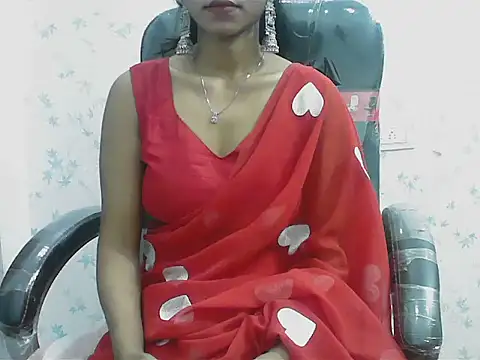 short girl  online show from March 29, 4:19 pm