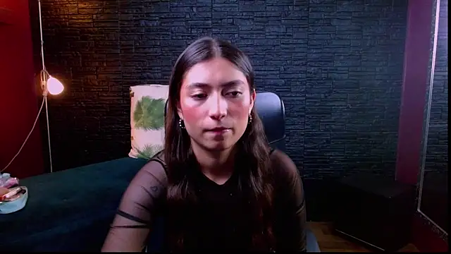 Snapshot of Lizzie_Collin chatting on September 16, 4:52 pm Lizzie Collin online show from September 16, 4:52 pm