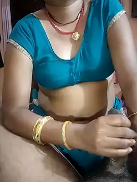 Snapshot of monarani5986 chatting on February 10, 4:17 pm monarani5986 online show from February 10, 4:17 pm