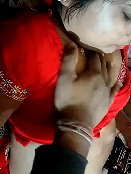 Snapshot of monarani5986 chatting on February 8, 3:54 pm monarani5986 online show from February 8, 3:54 pm