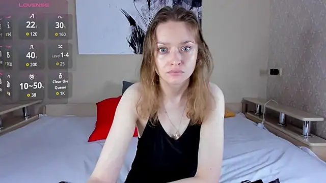 Linda Bryant-Eva online show from September 25, 1:44 am
