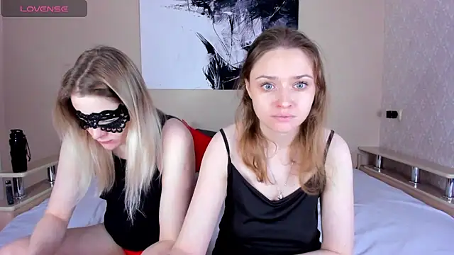 Linda Bryant-Eva online show from November 16, 7:46 am