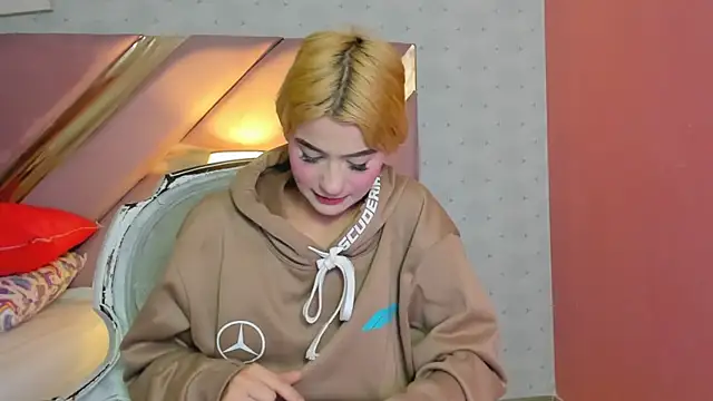 ChloeLaurentt online show from January 10, 1:28 pm