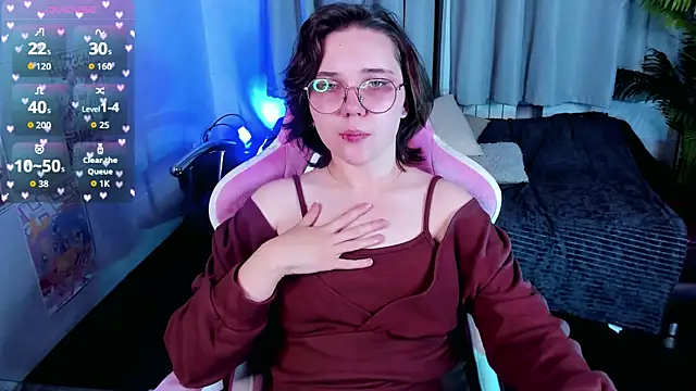 Snapshot of -SweetLili chatting on October 17, 8:21 pm -SweetLili online show from October 17, 8:21 pm