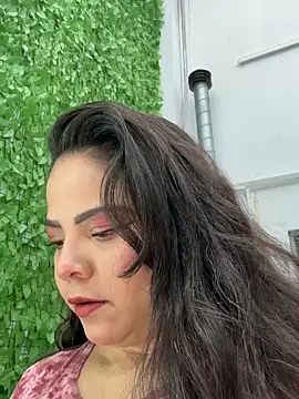 Snapshot of ROUSE_SINCLAIR chatting on November 11, 8:47 pm ROUSE SINCLAIR online show from November 11, 8:47 pm