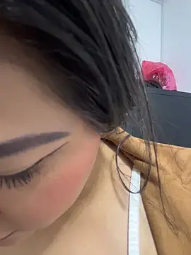 Snapshot of ROUSE_SINCLAIR chatting on November 23, 3:27 am ROUSE SINCLAIR online show from November 23, 3:27 am