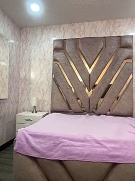 Snapshot of ROUSE_SINCLAIR chatting on November 26, 9:04 pm ROUSE SINCLAIR online show from November 26, 9:04 pm