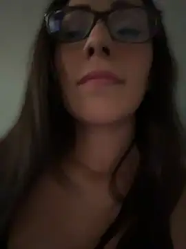 Nicol X online show from April 14, 3:39 pm