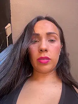 Nicol X online show from February 17, 7:00 pm