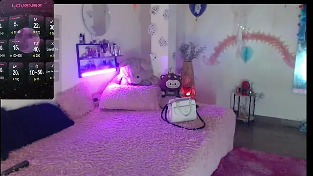 Snapshot of danny_1hotcute chatting on June 15, 12:27 pm danny 1hotcute online show from June 15, 12:27 pm