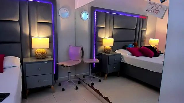 LaylaaDoll online show from January 10, 5:52 pm