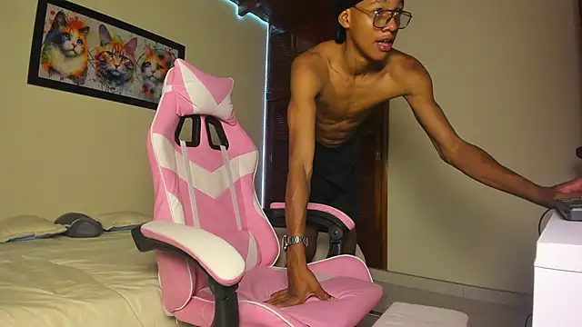 Snapshot of jordan_mm420 chatting on September 23, 7:21 pm jordan mm420 online show from September 23, 7:21 pm