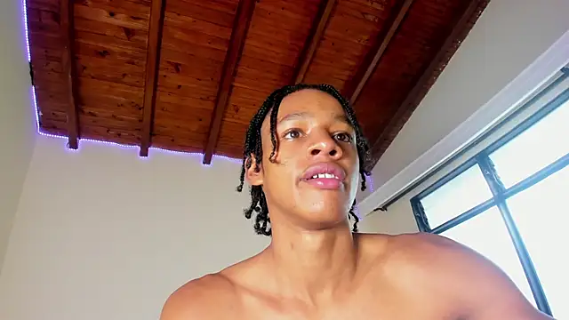 Snapshot of jordan_mm420 chatting on October 21, 5:45 pm jordan mm420 online show from October 21, 5:45 pm