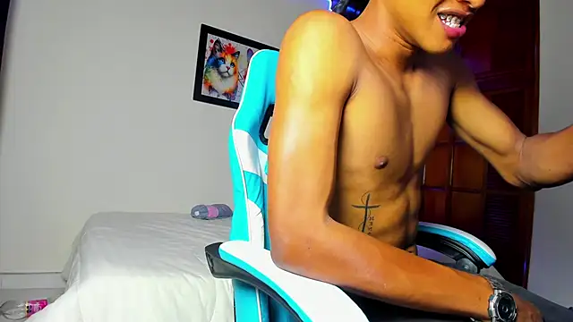 Snapshot of jordan_mm420 chatting on September 18, 2:36 am jordan mm420 online show from September 18, 2:36 am