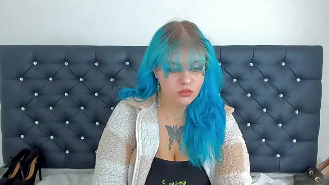 Snapshot of LunaWetPussy chatting on September 24, 8:54 am LunaWetPussy online show from September 24, 8:54 am