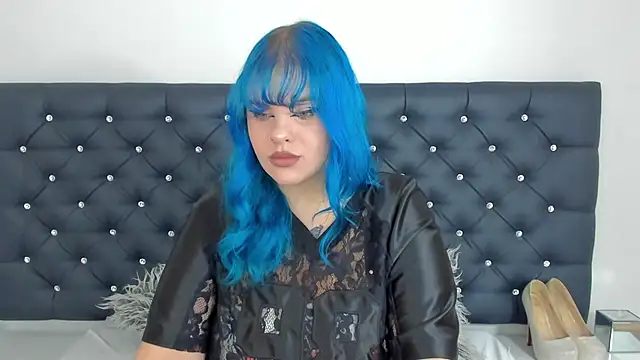 LunaWetPussy online show from January 8, 8:31 am