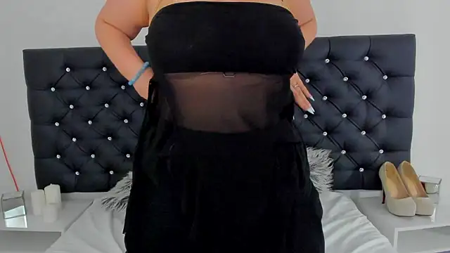 LunaWetPussy online show from May 14, 4:04 pm