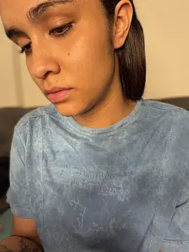 Isabella-Teen online show from January 10, 2:18 am