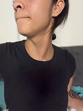 Isabella-Teen online show from March 5, 2:08 am