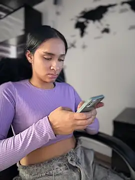 Isabella-Teen online show from May 12, 1:17 pm