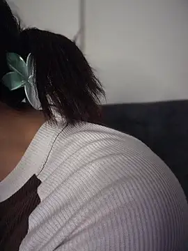 Isabella-Teen online show from March 11, 1:54 am