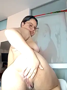 Chiki hot92 online show from November 25, 11:48 pm