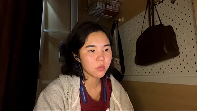 JennyCarpenter online show from April 30, 4:52 am