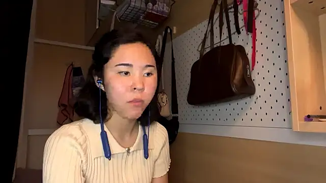 JennyCarpenter online show from May 11, 9:54 am
