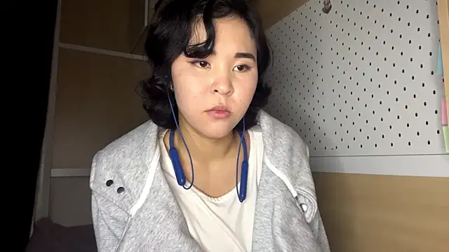 JennyCarpenter online show from March 8, 1:33 am