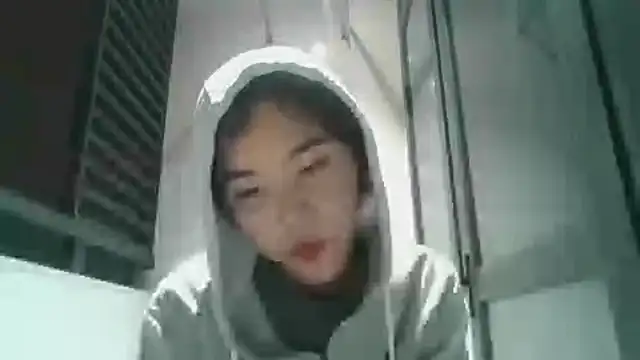 Snapshot of JennyCarpenter chatting on October 19, 11:46 am JennyCarpenter online show from October 19, 11:46 am