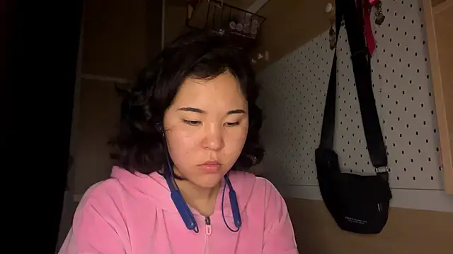 JennyCarpenter online show from May 3, 10:13 pm