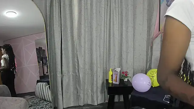 alix noa online show from January 10, 7:31 pm